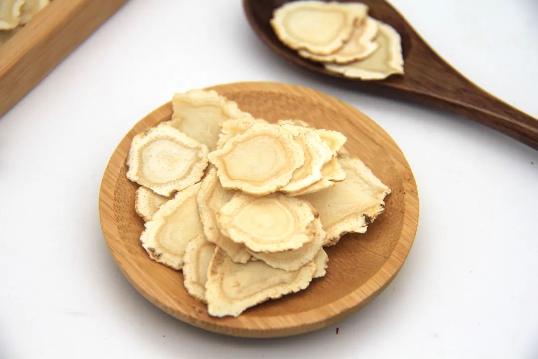 瑞龍中藥大講堂 | 西洋參與鐵皮石斛的養(yǎng)生奧秘